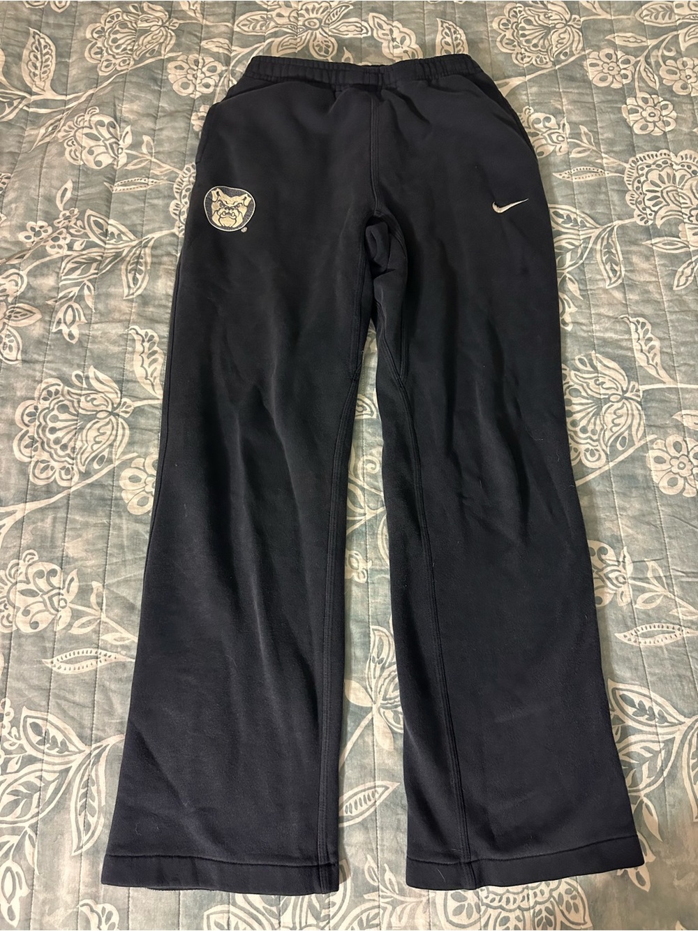 Nike Navy Women’s Butler Sweatpants with Embroidered Patch